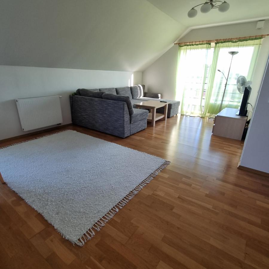 Juuli Apartament Куресааре Екстериор снимка